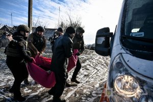 Евакуація під дронами: з Таврійської громади вивезли дітей і літніх людей (ФОТО, ВІДЕО)