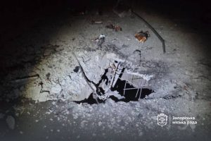 Розбитий дах, вибиті шибки: наслідки атаки на Запоріжжя
