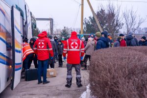 З Запорізької області евакуювали 35 мешканців пансіонату для людей із психічними порушеннями: деталі