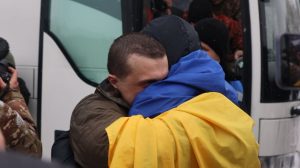 12 військових із Запорізької області повернулися додому після полону