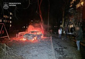 Пошкоджені будинки і торгові центри, є постраждалі: росіяни атакували Запоріжжя (ОНОВЛЮЄТЬСЯ)