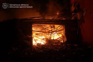 Нічна атака на Запоріжжя 16 березня: виникла пожежа, є постраждалі (ОНОВЛЮЄТЬСЯ)
