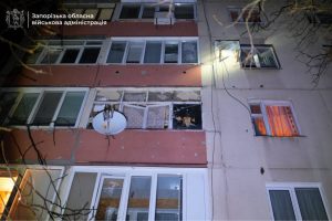 Раненый младенец, выбитые окна: последствия атаки на Днепровский район Запорожья (ФОТО)