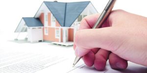 Оккупанты в Бердянске требуют заменить украинские документы на имущество: что известно