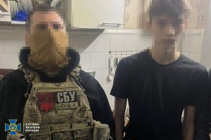 СБУ затримала 17-річного коригувальника у Дніпрі: передавав дані куратору в окуповану Запорізьку область