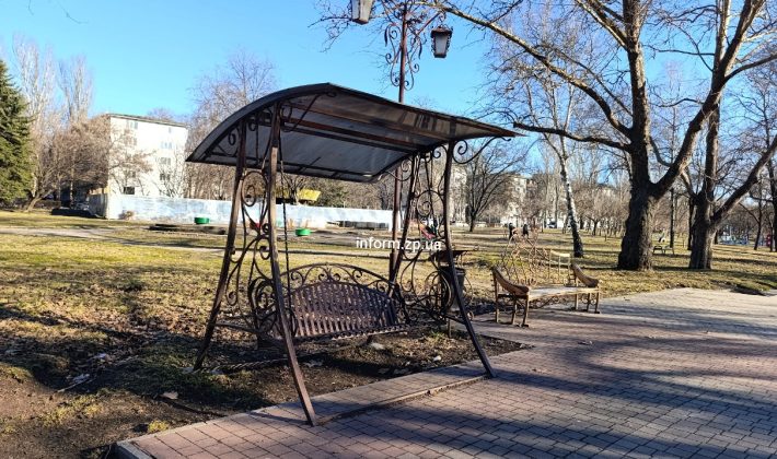 Что (не) так с парком Трудовой славы в Запорожье (ФОТОРЕПОРТАЖ)