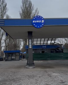 В Запорожье после вчерашнего удара возобновила работу АЗС (ФОТО)