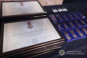 Полицейские Запорожья получили отличия Президента «За оборону Украины»