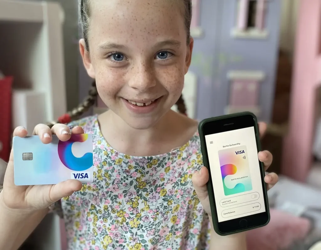 Дитяча картка банк діти Ощадбанк