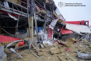 Ранкова атака на Запоріжжя 17 березня: росіяни вдарили по поштовому терміналу 