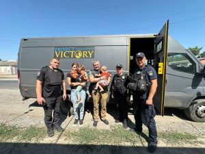 Сколько людей проживает в Комышувахской громаде и сколько уже эвакуировались