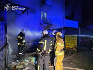 В Запорожье горел киоск: что известно