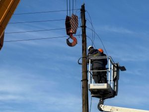 В Запорожье больше коммунальщиков смогут получить доплаты за восстановление