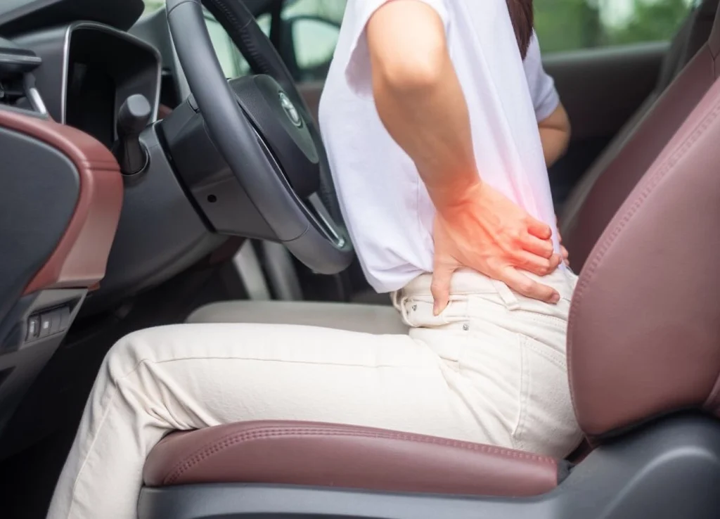 Болит спина