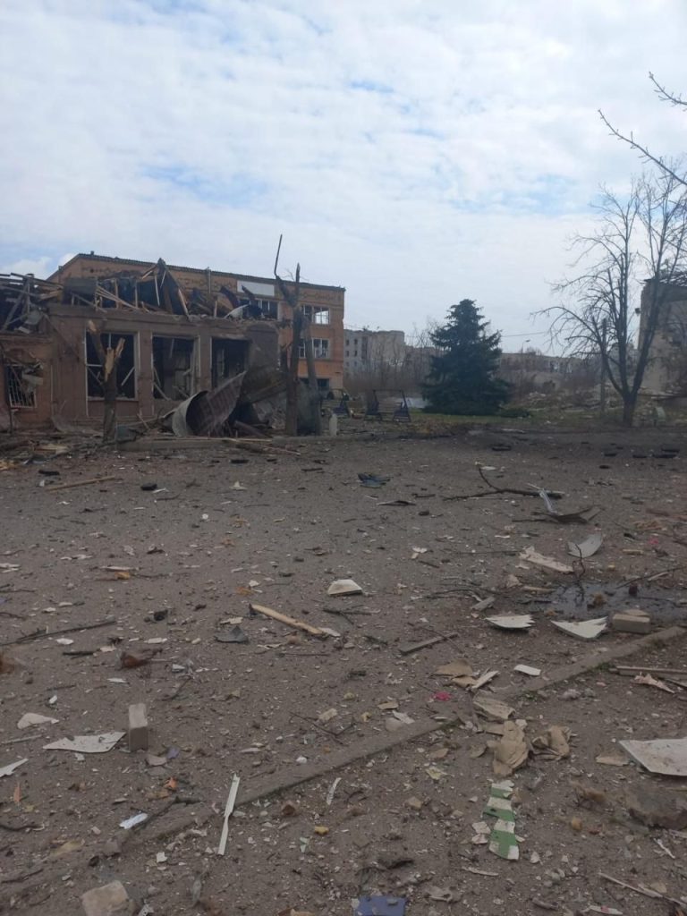 Более 90% разрушений и ухудшение ситуации: интервью с главой Ореховской громады