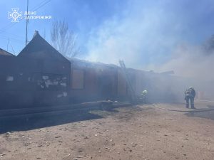 На Запоріжжі сталася пожежа у магазині: наслідки (ФОТО)