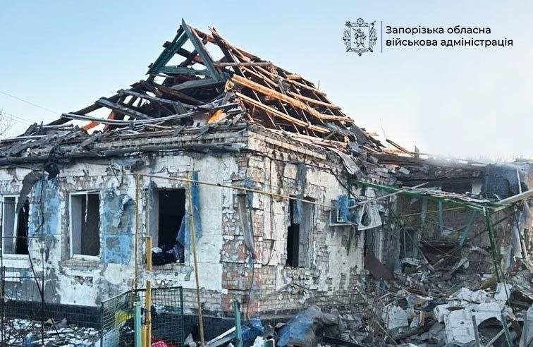 Россияне атаковали Запорожье и район: есть погибший и раненые