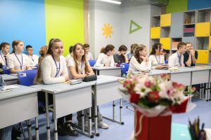 У Запоріжжі всі школи планують перевести на офлайн-навчання