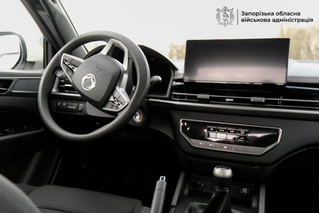 Запоріжжя отримало вісім нових автомобілів