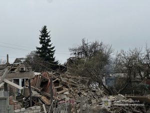 На Запорожье россияне ударили дроном по автомобилю: пострадали двое человек