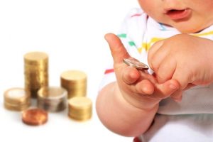 Виплати на дитину по-новому: як запоріжцям оформити єдиний рахунок «Дія.Картка»
