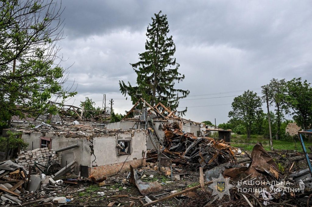 Наслідки російських ударів 27 травня. Фото: поліція Запорізької області