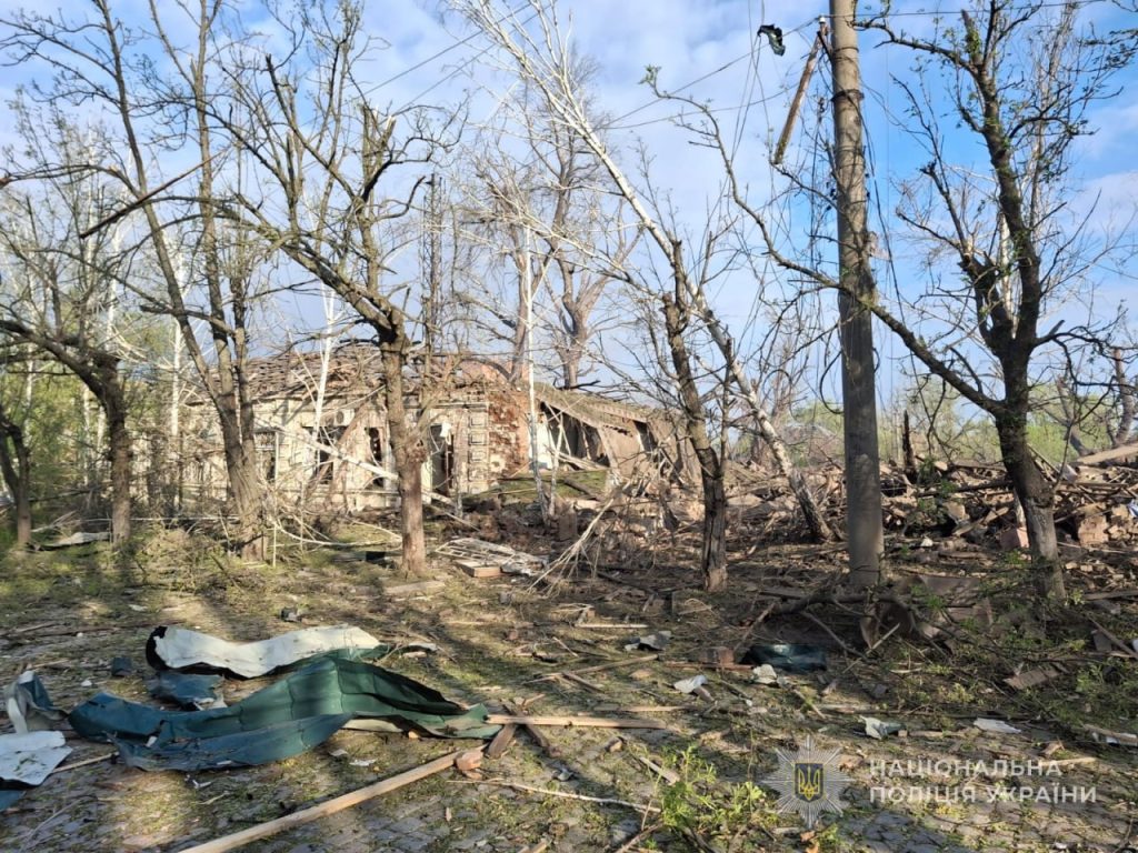 Наслідки ударів по регіону 22 травня. Фото: поліція Запорізької області