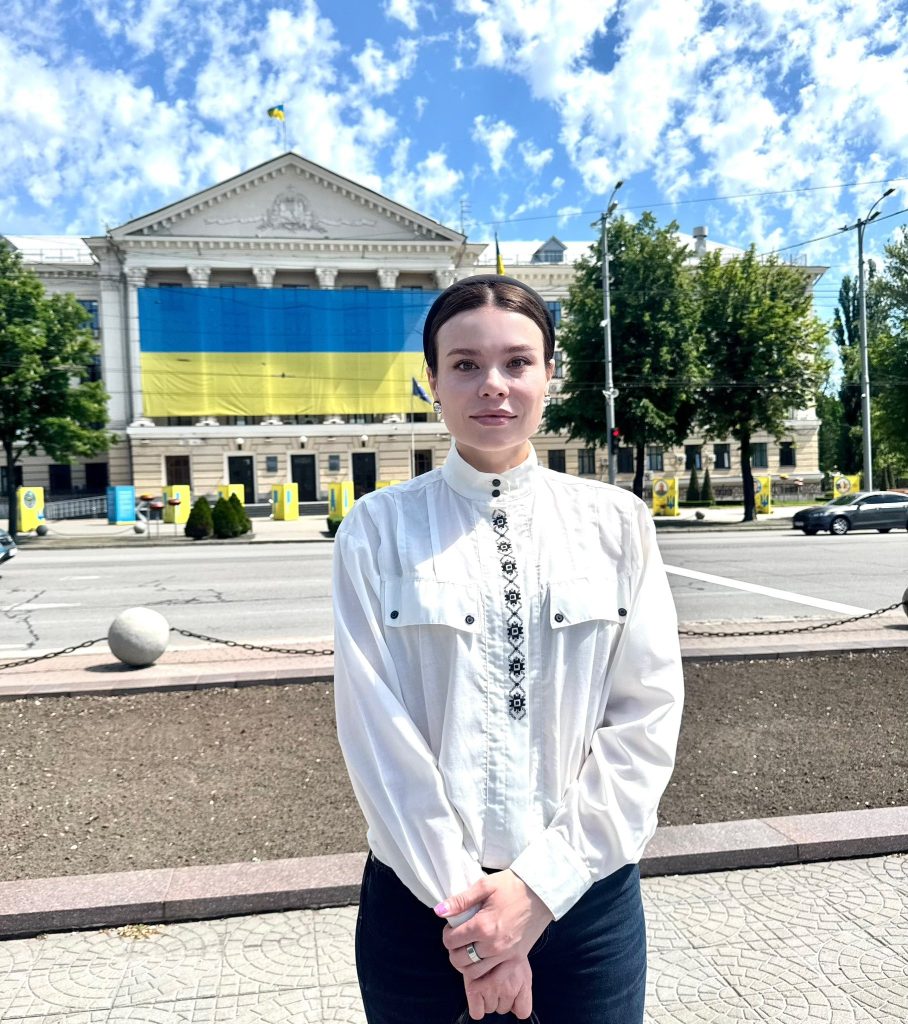 Відомі запоріжці вдягнулися у вишиванки