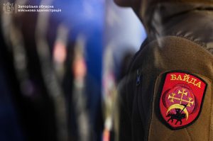 Посвята на скелі над Дніпром: на Запоріжжі діти вступили до «Байди» (ФОТО)