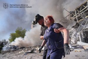 У Запоріжжі оголосили День жалоби за загиблими після обстрілу