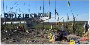 После удара РФ в Запорожской области восстанавливают Ореховскую стелу (ФОТО, ВИДЕО)