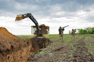 Вокруг Запорожья продолжают строить фортификации (ФОТО)