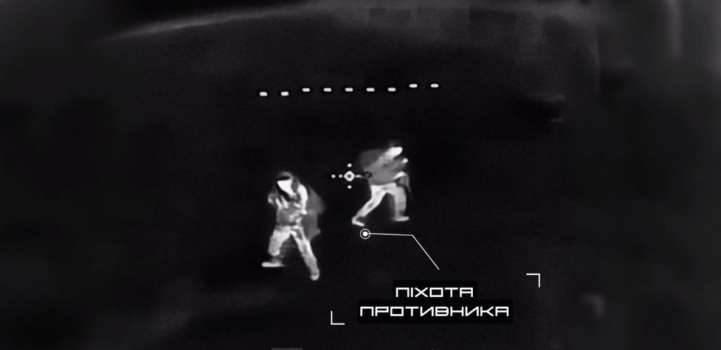 Удари операторів FPV-дронів ГУР біля Степногірську. Скриншот з відео тактичної групи «Реванш»