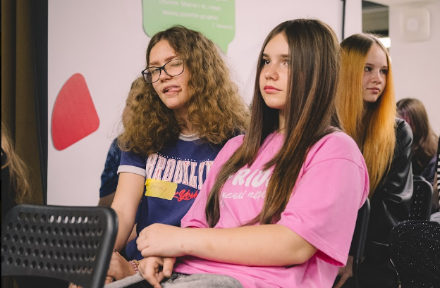 Підлітки Запоріжжя взяли участь в інтенсиві про доброчесність