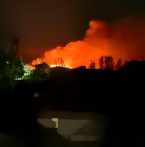 У Бердянську Запорізької області дрон спричинив пожежу біля вокзалу 