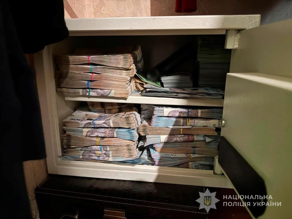 Растрата более 1,1 млн грн: в Запорожье сообщили о подозрении экс-руководителю КП