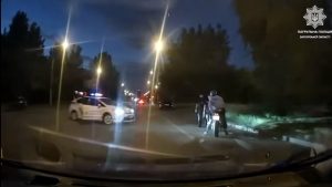 Погоня от патрульных в Запорожье: мотоциклиста остановили после нарушений ПДД