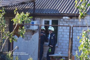Удар по Запоріжжю: окупанти пошкодили приватний будинок, поранено 73-річну жінку