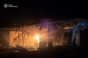 Нічний обстріл Запоріжжя: війська РФ вдарили по АЗС