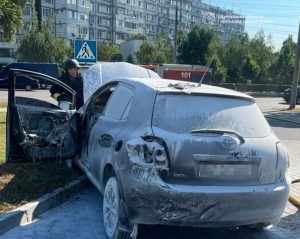 Удар БпЛА по заправці в Запоріжжі: згоріли дві автівки