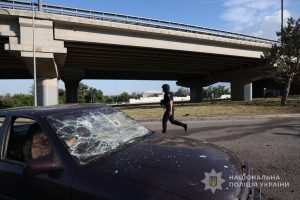 Пятеро погибших и 13 раненых: последствия российского удара по Запорожью
