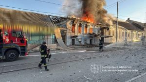 Армія РФ вночі та вранці атакувала Запоріжжя дронами: загинула жінка (ОНОВЛЮЄТЬСЯ) 
