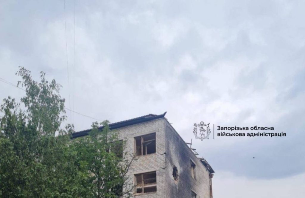 Наслідки атаки по Запоріжжю 9 липня. Фото: ОВА
