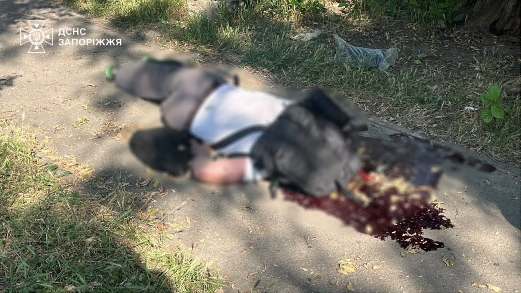 Наслідки ударів по Запоріжжю 15 липня. Фото: ДСНС Запоріжжя