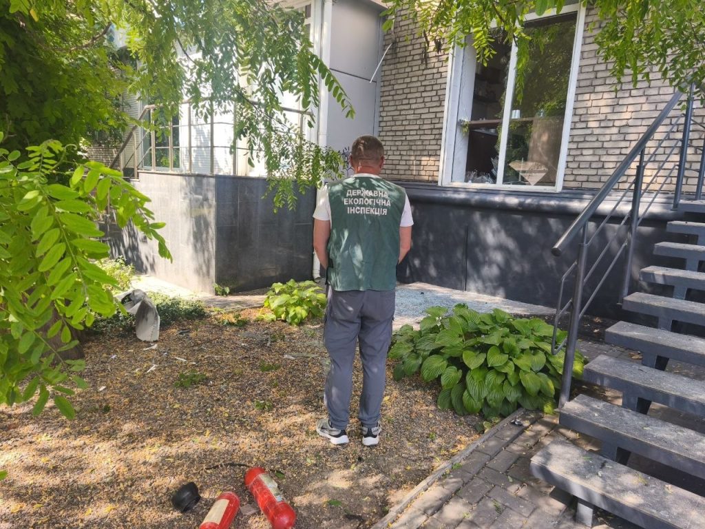 Удар по фитнес-центру в Запорожье: оценка последствия обстрела (ФОТО)