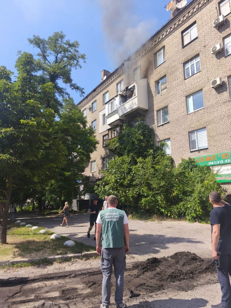 Удар по фитнес-центру в Запорожье: оценка последствия обстрела (ФОТО)