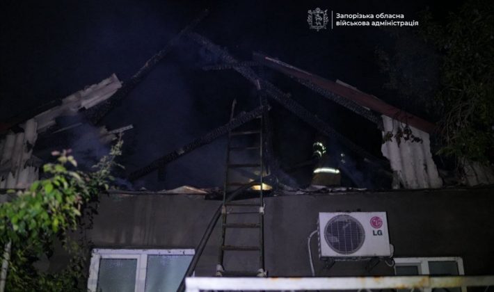 Ночная атака беспилотников на Запорожье: повреждены дом и здание вуза (ОБНОВЛЯЕТСЯ)