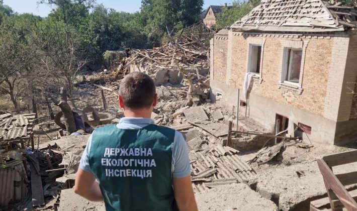 Последствия обстрелов Запорожья 26-27 июля: экологи оценили масштабы разрушений