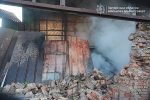РФ атакувала складські приміщення у Запоріжжі: спалахнула пожежа (ОНОВЛЮЄТЬСЯ)