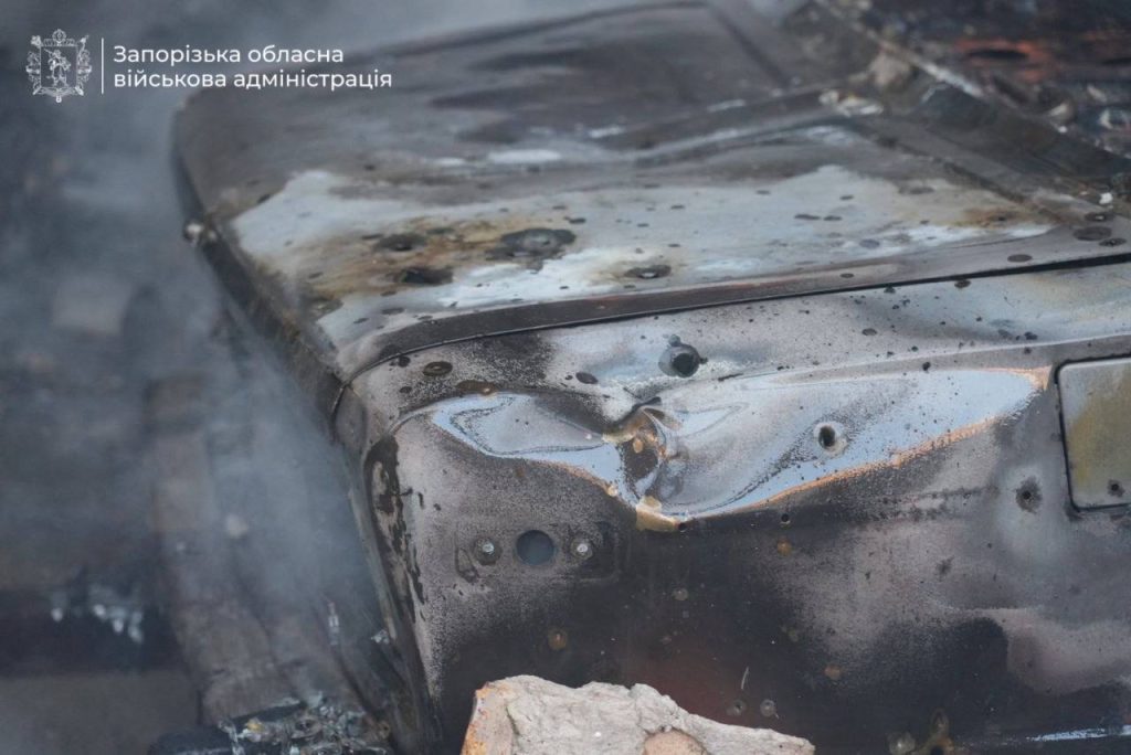 РФ атаковала складские помещения в Запорожье: вспыхнул пожар (ОБНОВЛЯЕТСЯ)
